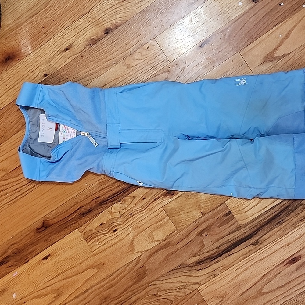 Size 4 spyder snowpants